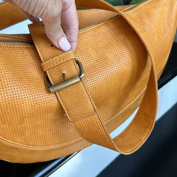 Anthropology urban genuine leather Crossbody shoulder handbag purse cresent - Picture 7 of 9